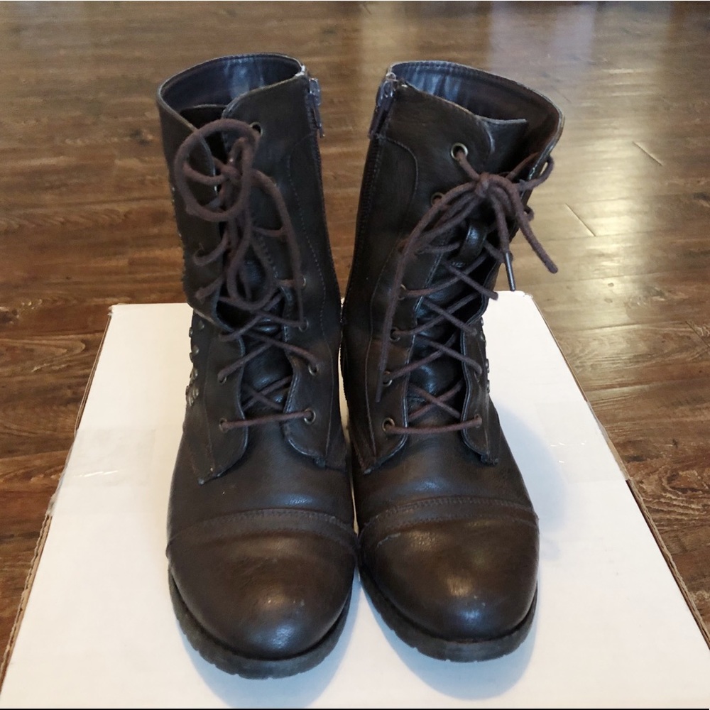Agaci combat boots